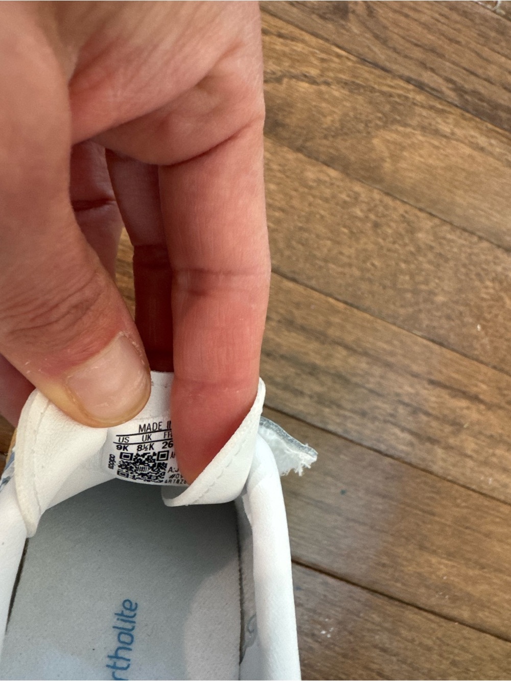 adidas Kids Samba OG Shoes in White & Light Blue - Picture 6 of 6